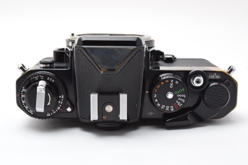 Near mint nikon 35mm - [near, slr