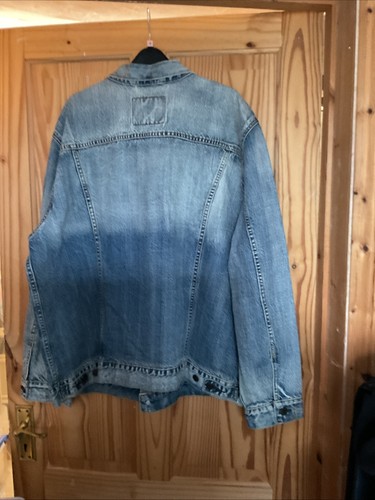 Levi jacket hardly - jacket,hardly, worn
