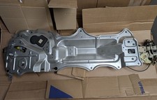 Nissan Elgrand E51 Left /Passenger Sliding Door Mechanism