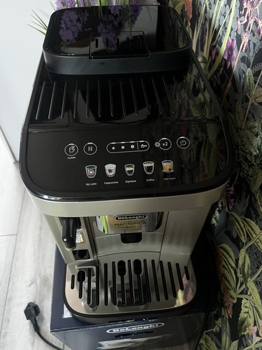 Longhi magnifica evo - de’longhi, bean