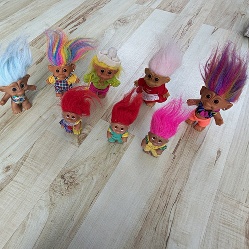 Lot 90s troll - 8,,