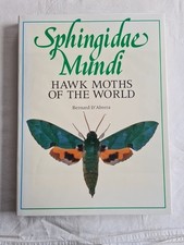 Sphingidae Mundi: Hawk Moths