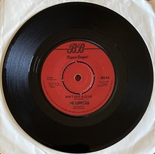 The Lurkers – Ain't Got A