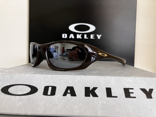 Oakley polarised - xx, (2012)