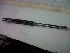 SAAB 900 2x Tailgate Strut