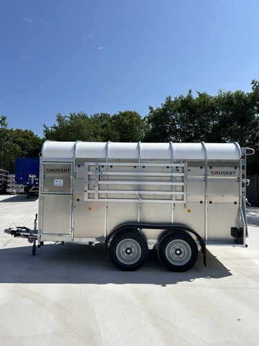 Nugent twin axle - nugent,