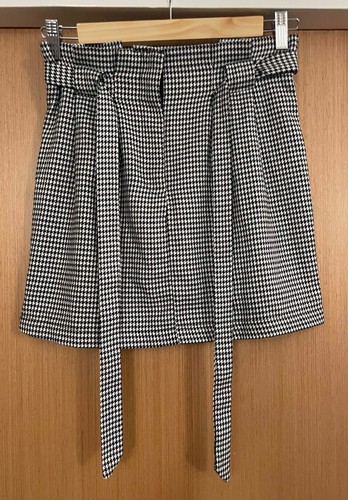Black white houndstooth - white,