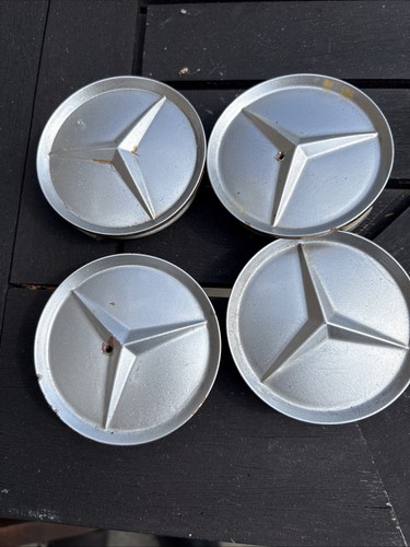 Mercedes r129 wheel centres - mercedes,