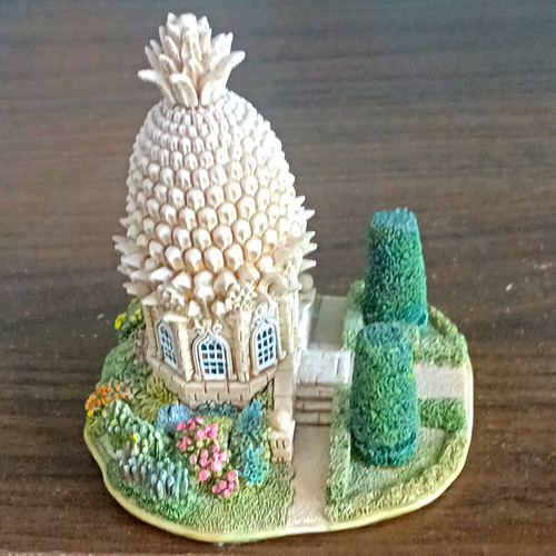 Lilliput lane the - the, pineapple