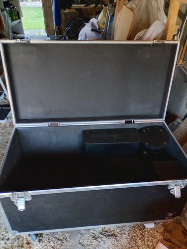 Rhino flight case slightly - case,
