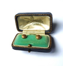 EDWARDIAN 15CT GOLD DRESS / SHIRT STUDS. FULLY HALLMARKED 1904. ANTIQUE. BOXED