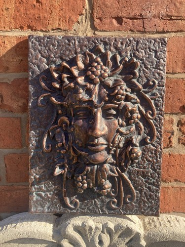 Metal cast aluminium grape - metal,