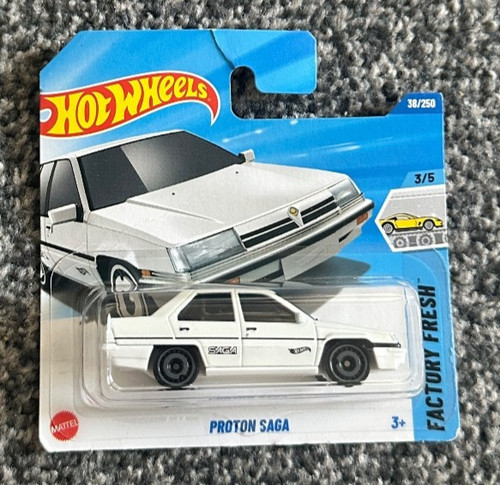 Hot wheels proton saga - hot,