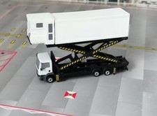 Wings400 /Infinite GSE Catering Trucks 1/200  A320/737 BRAND NEW 