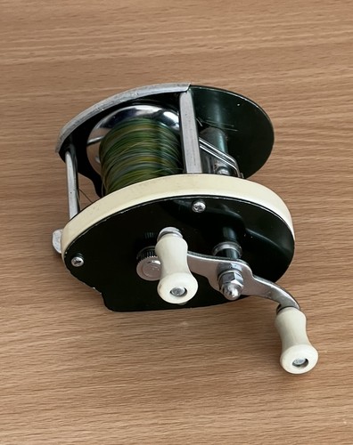 Vintage fishing reel - vintage,