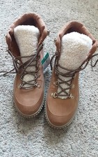 LADIES ANKLE BOOTS BNWT Size 5 MATALAN FAUX SUEDE