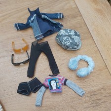 bratz doll clothes bundle
