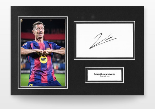 Robert lewandowski signed - signed, 12x8