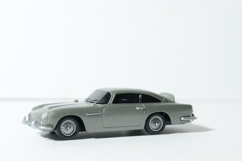 Exclusive james bond aston - exclusive,