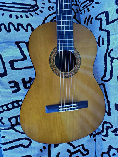 String classical guitar - 6-string,