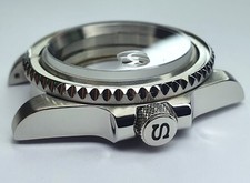 SILVER WATCH CASE WITH KNURLED