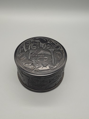Carved wooden trinket - carved,