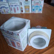 Brooks and Bentley Spice