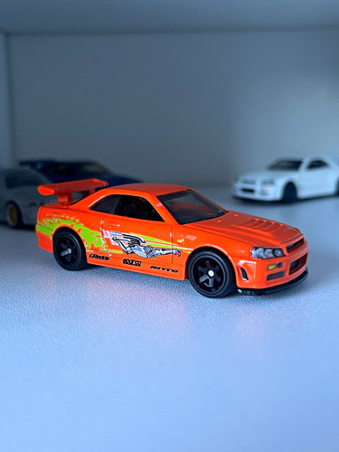 Hot wheels nissan skyline r - hot,