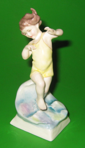 Royal worcester small figure - worcester,