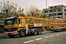 Truck Photo Mercedes-Benz