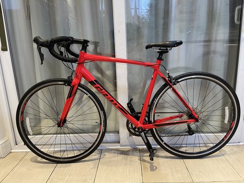 Giant contend road bike ml - road, |ml