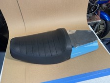 06 Triumph Thruxton Seat 900