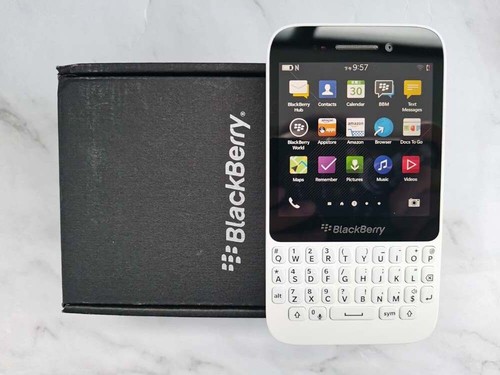 Blackberry unlocked wifi - q5,