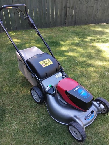 Honda izy self propelled - izy, self-propelled