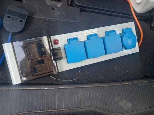 Mobile caravan mains - mobile,