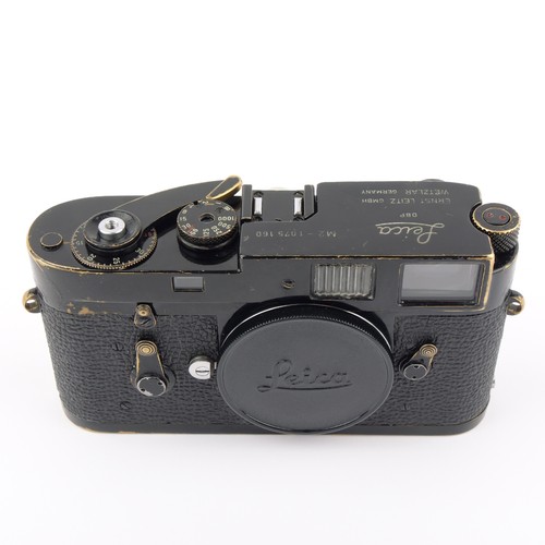Leica black paint 1963 - leica,
