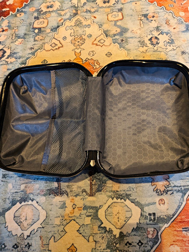 Hard plastic vanity - plastic, vanity/travel