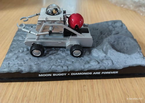 James bond 007 moon - 007, buggy