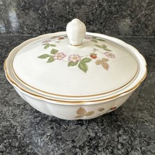 Wedgewood Wild Strawberry Lidded Candy Bowl NEW 1st Quality