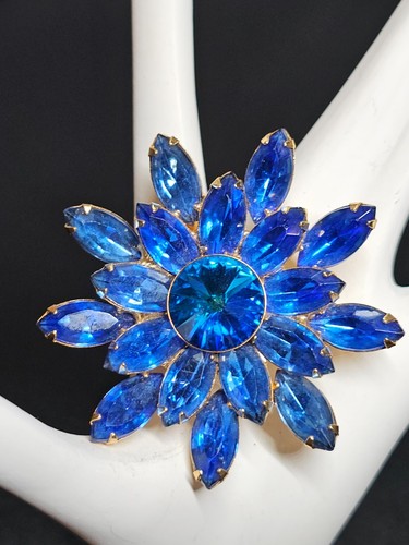 Vtg cobalt blue - cobalt, glass