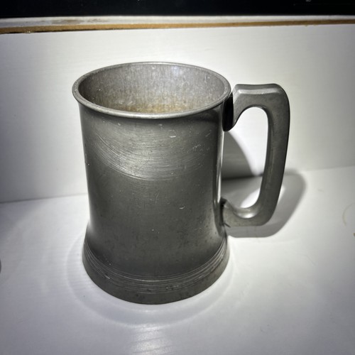 Crown rose cast pewter mug - &,
