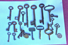 Antique keys Job Lot of 20 old