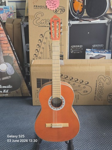 Valencia classical guitar - classical,
