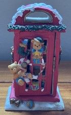 Christmas Teddy Bears Red Telephone Box Ornament Snow Scene Resin Decoration