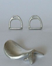 1:32 Stablemate Scale English Stirrups and English Saddle Tree for Model Horses