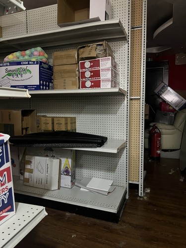 Metal retail gondola shelving - retail,