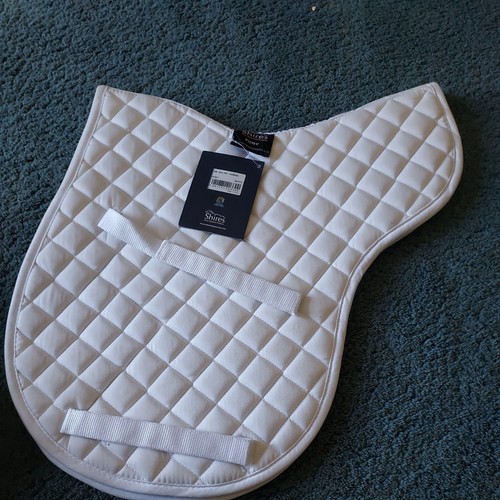 Bnwt shires white quilted - bnwt,