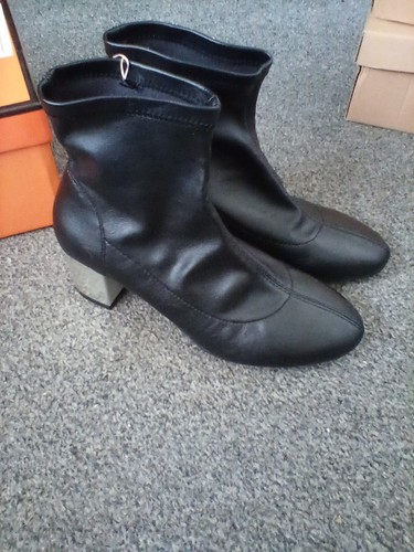 Victorian gothic pull ankle - victorian,gothic,pull,