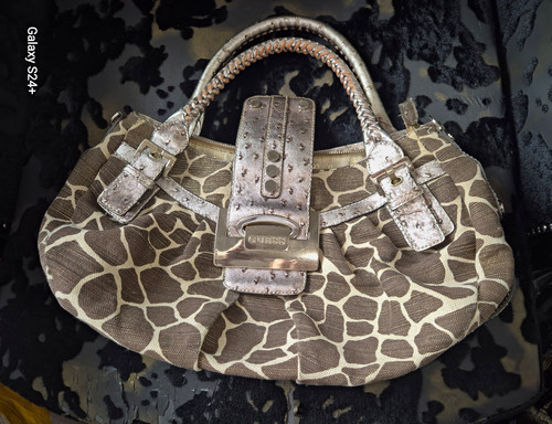 Guess brown beige giraffe - brown/beige,