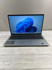 Dell Inspiron 15 3520 - Core